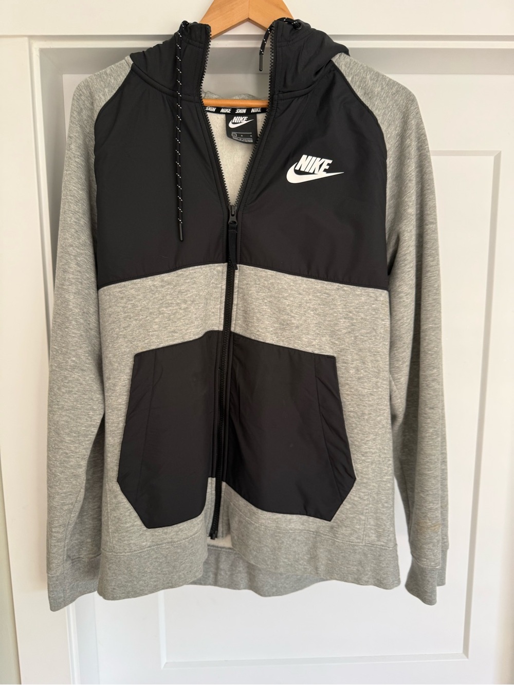 Nike Sportswear Full-Zip Hoodie Jacket – Grey/Black – Size Large